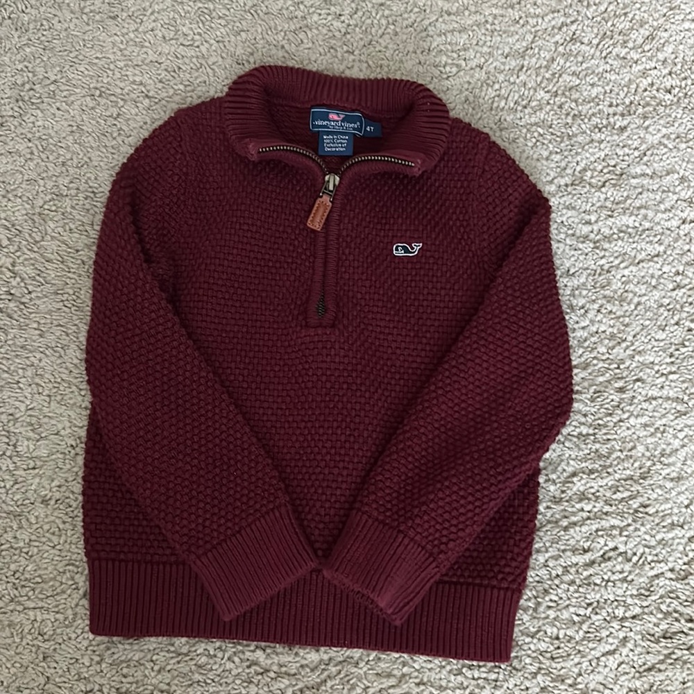 Adorable VV maroon sweater. Boys 4t